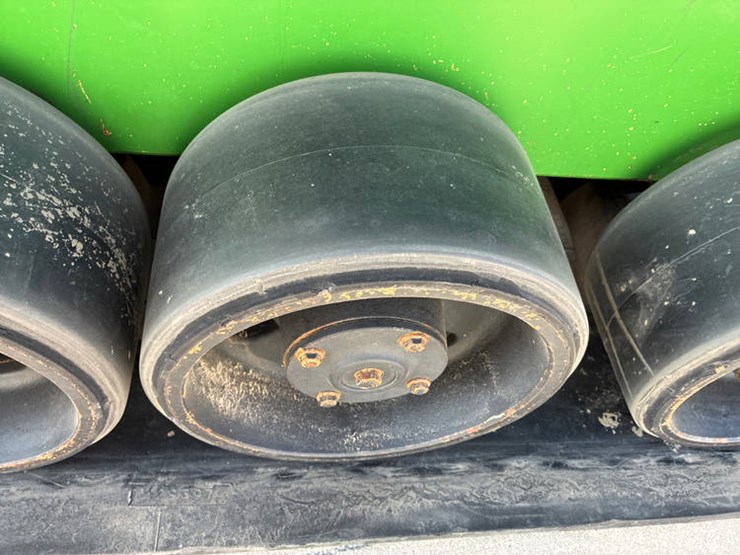 john-deere-9300t-image-42