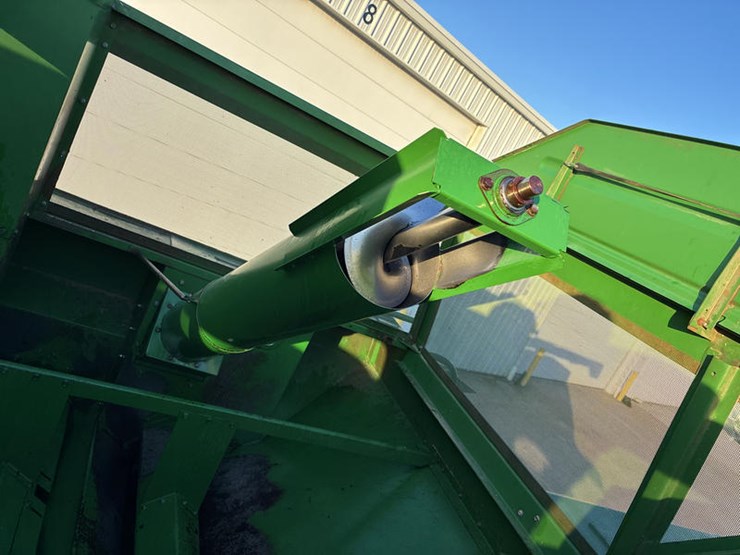 john-deere-7720-titan-ii-image-65