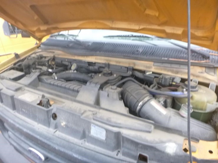 2004-ford-e450-image-15