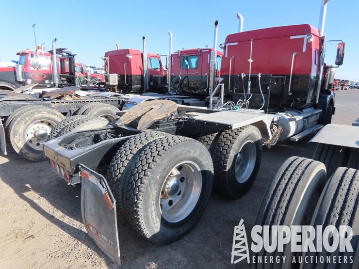 2015-western-star-4900-image-3