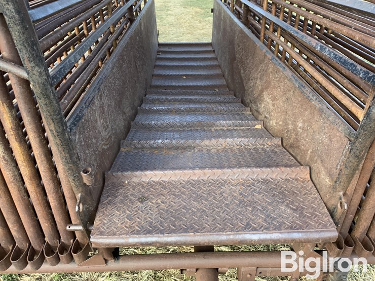 winkel-chute-&-panel-trailer-image-13