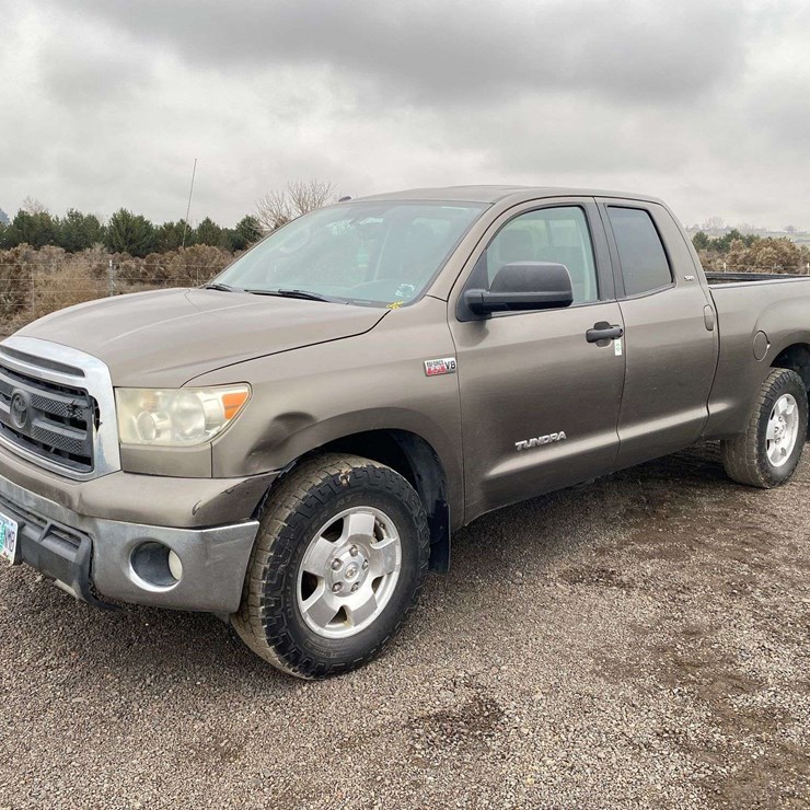 2013 TOYOTA TUNDRA