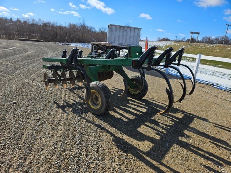 john-deere-714-image-3