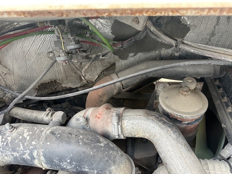 2004-capacity-tj7000-image-48