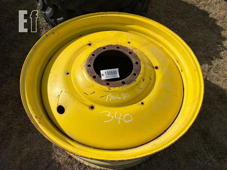 john-deere-10-image-1