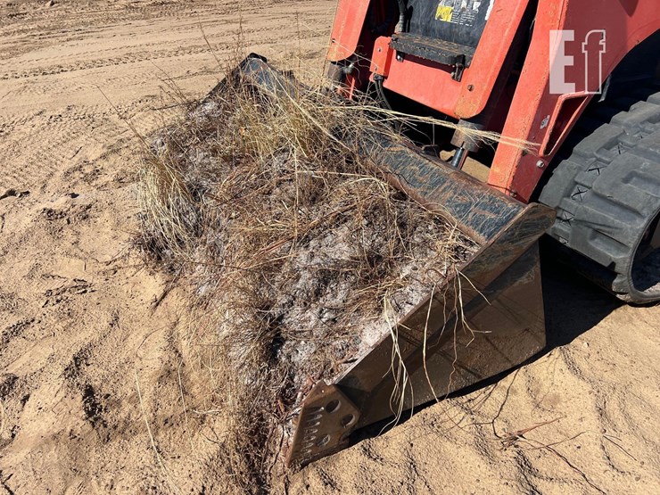 2019-kubota-svl95-2s-image-9