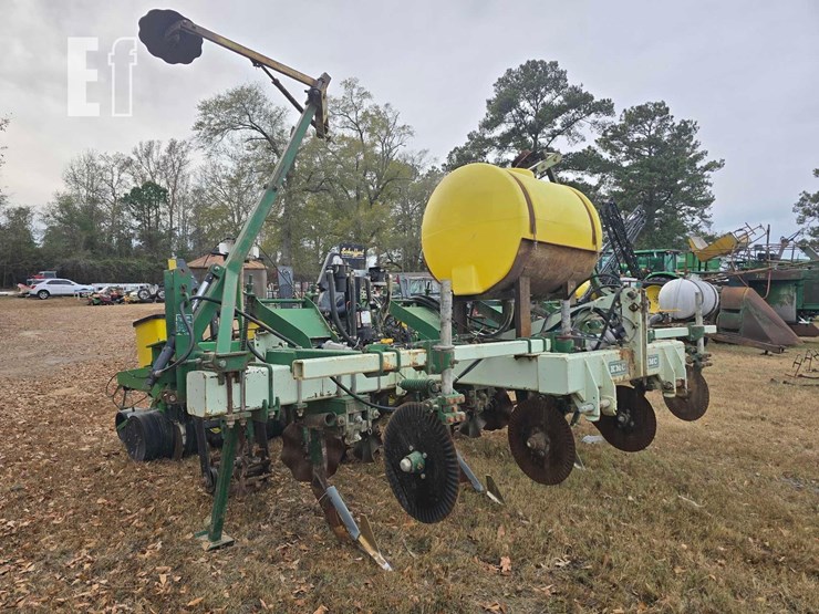 john-deere-1700-image-19