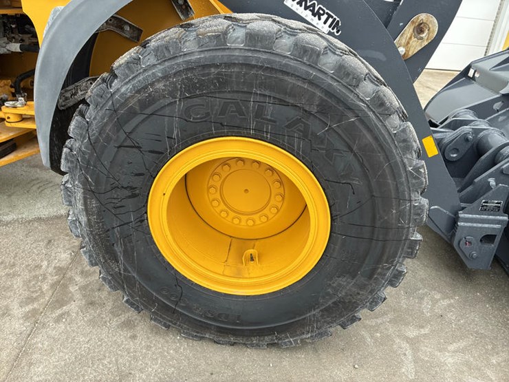 john-deere-624-image-60