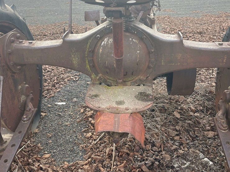 international-farmall-tractor---ritzville,-wa-image-6