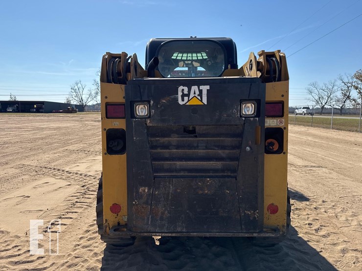2019-caterpillar-226d-image-7