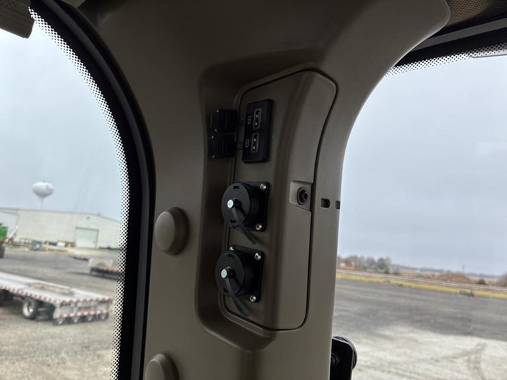 john-deere-8rt-370-image-92