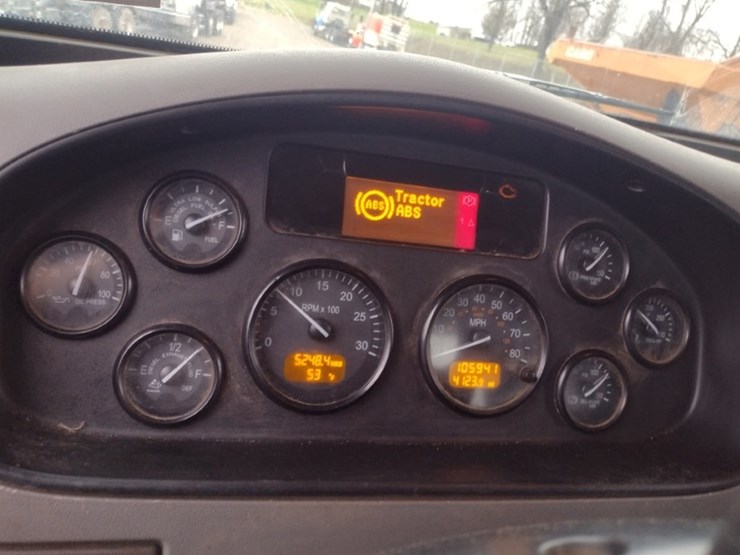 peterbilt-337-image-8