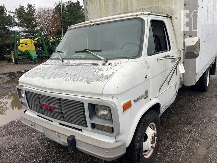 1993-gmc-3500-image-6