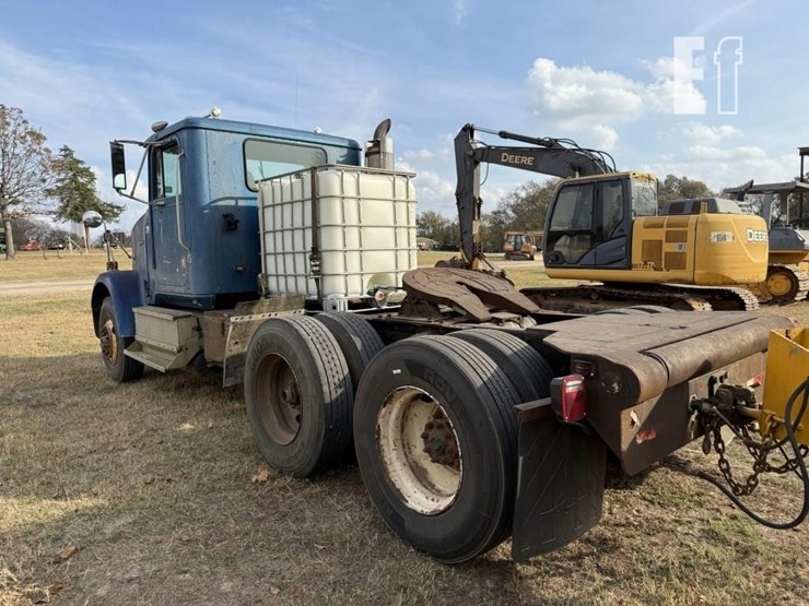 international-9300-image-7