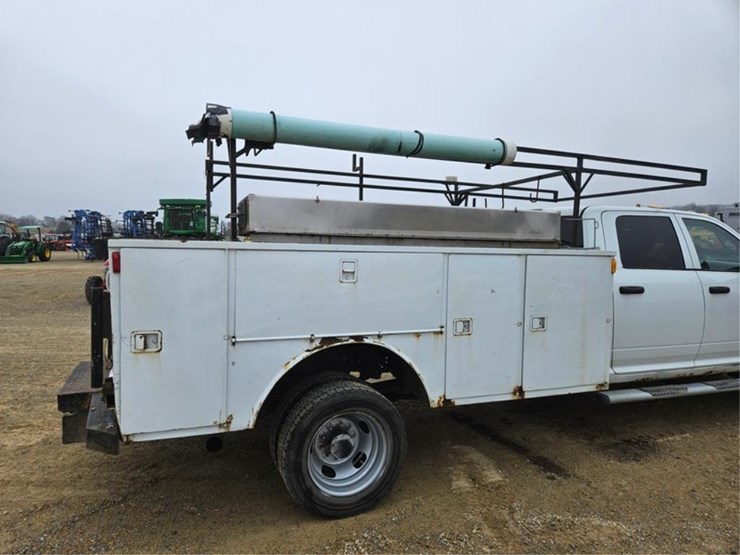 dodge-ram-5500-image-20