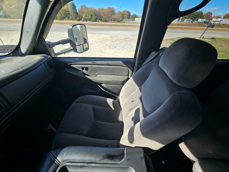 chevrolet-silverado-3500-image-40