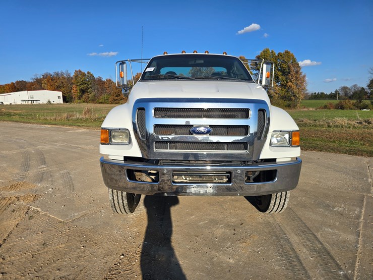 ford-f650-image-36