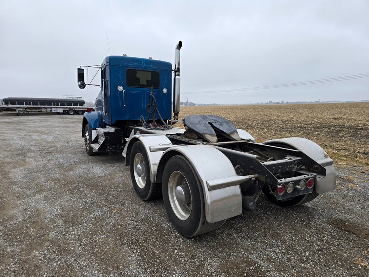 kenworth-t800-image-12