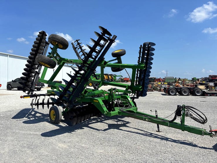 john-deere-637-image-1