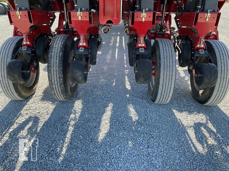 case-ih-1250-image-34