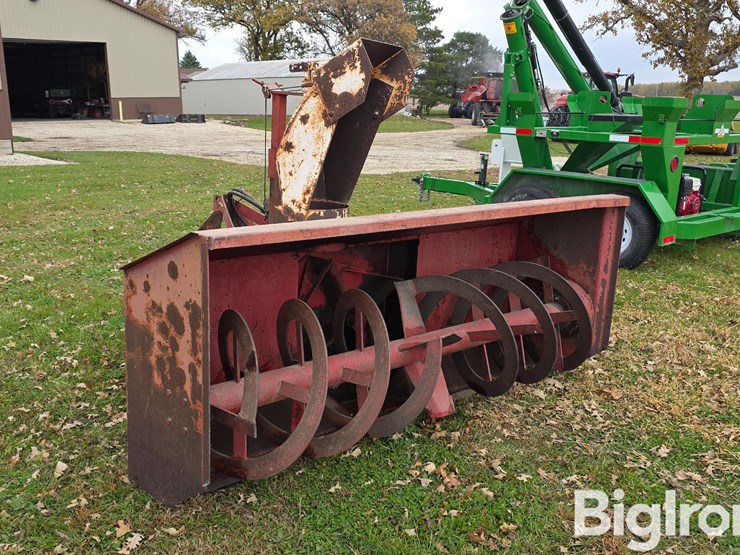 loftness-3-pt-snow-blower-attachment-image-3