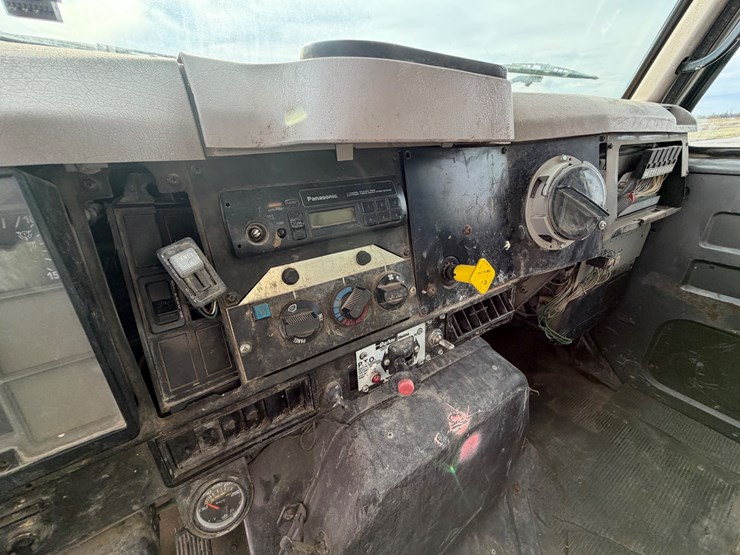 international-4700-image-19