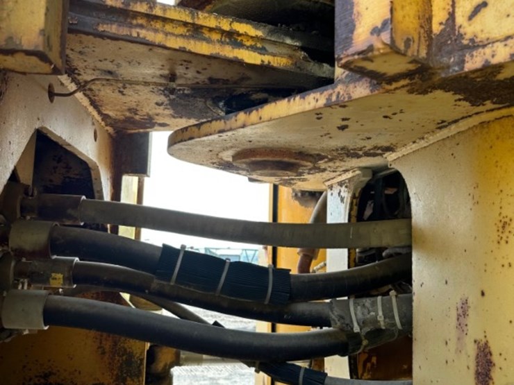 caterpillar-992c-image-29