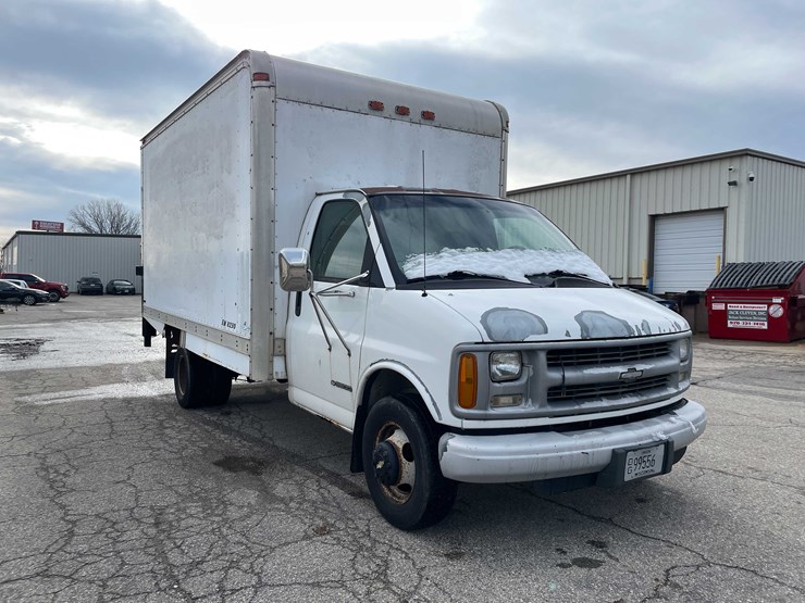 chevrolet-express-3500-image-3