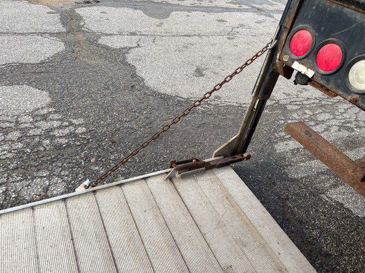 chevrolet-express-3500-image-104