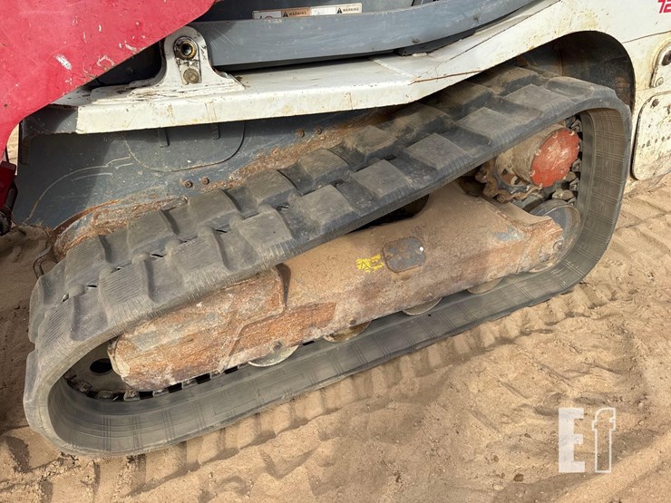 2019-takeuchi-tl10v2-image-9