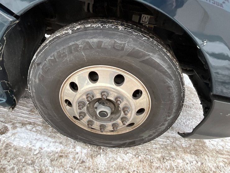 2020-kenworth-t680-image-9