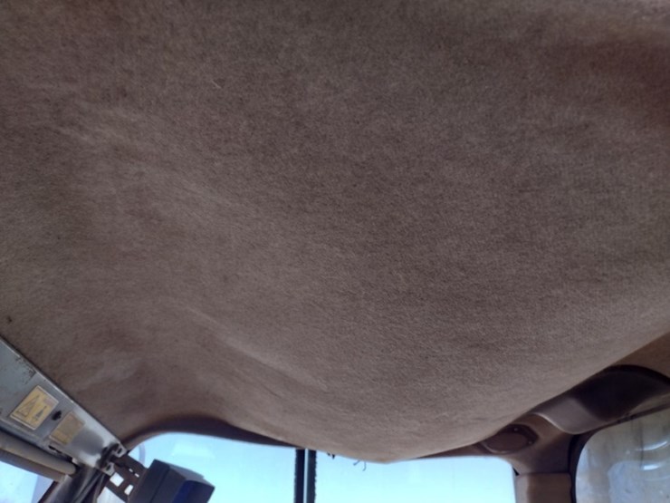 caterpillar-725-image-15