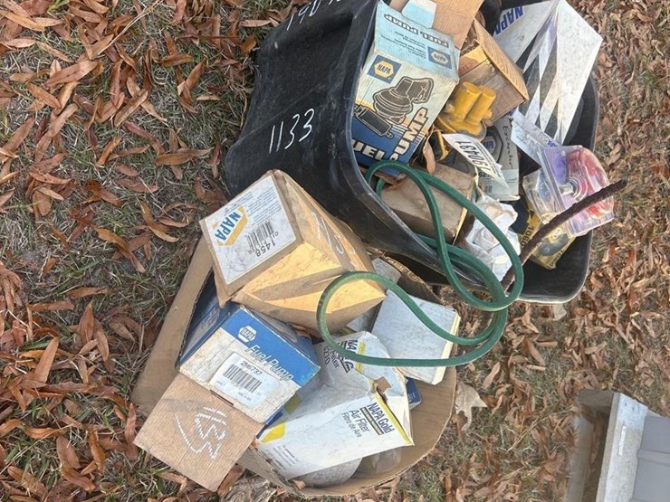 (2)-boxes-of-misc-filters-image-1