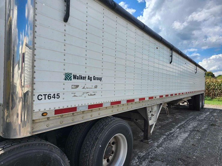 2017-wilson-hopper-bottom-image-1