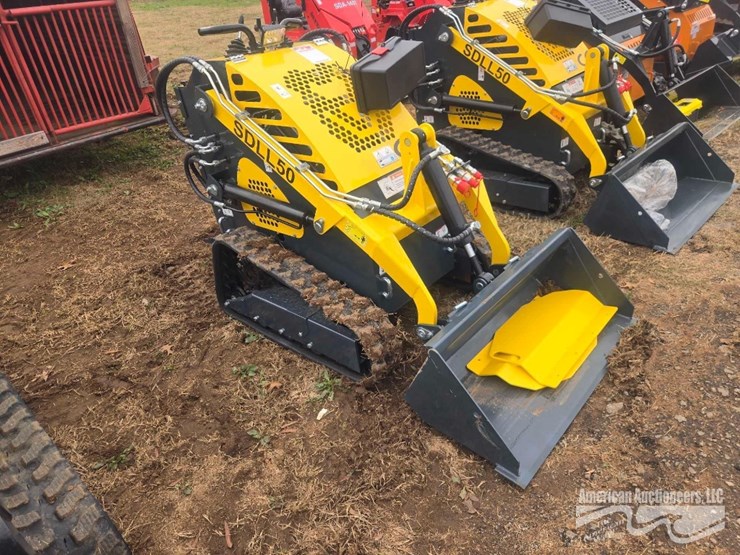 sdlanch-sdll50-mini-skid-steer-loader-image-9