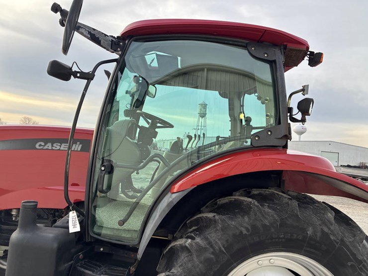 case-ih-mxu130-image-33
