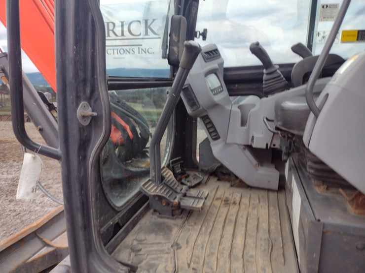 kubota-kx057-image-13