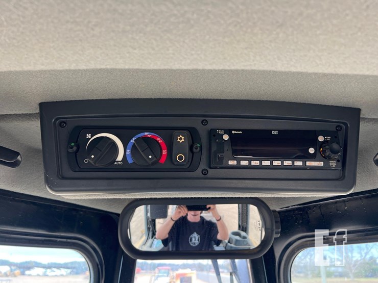 caterpillar-d5-lgp-image-35