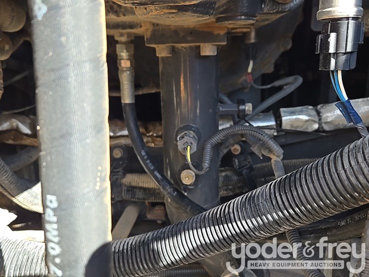 2021-case-cx210-lc-image-127