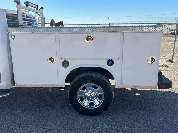 2022-dodge-ram-2500-image-5