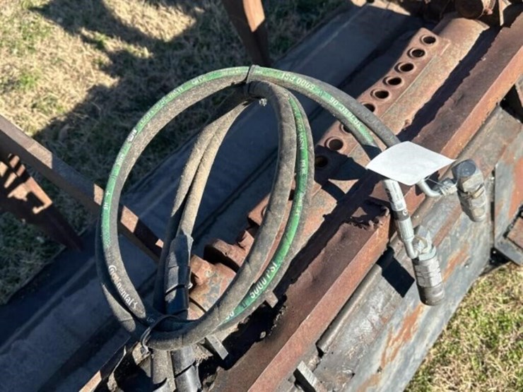 shopbuilt-hydraulic-skid-steer-grapple-bucket-image-9