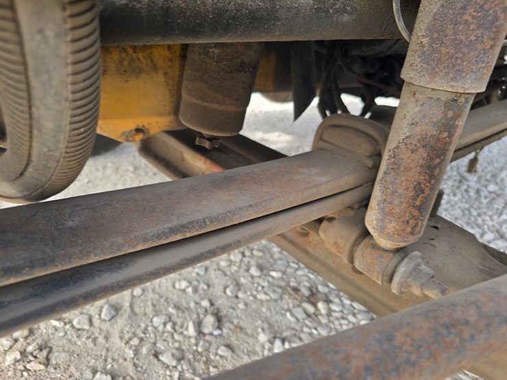 2004-ford-f650-image-50