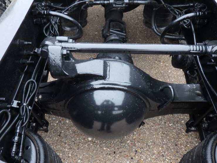 2019-international-lt-image-12