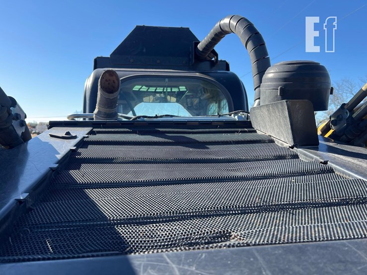 caterpillar-299d3-xe-image-23