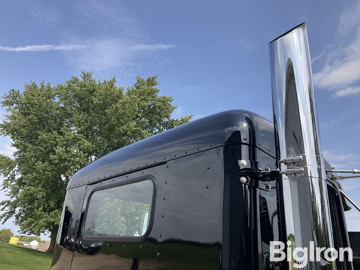 kenworth-w925-image-12