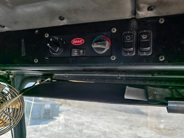 2013-peterbilt-320-image-56