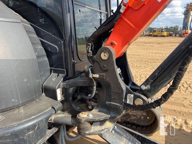 kubota-kx057-5-image-25