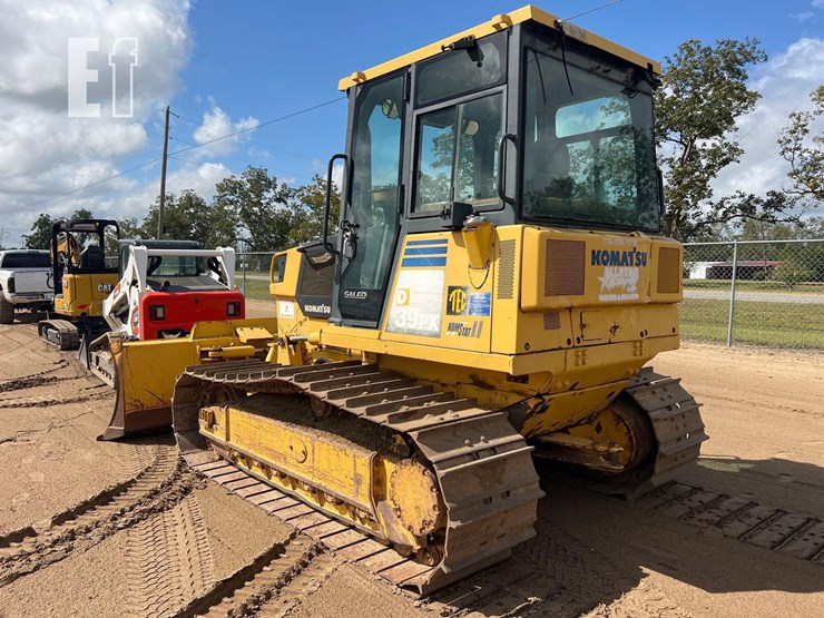 2005-komatsu-d39px-21-image-2