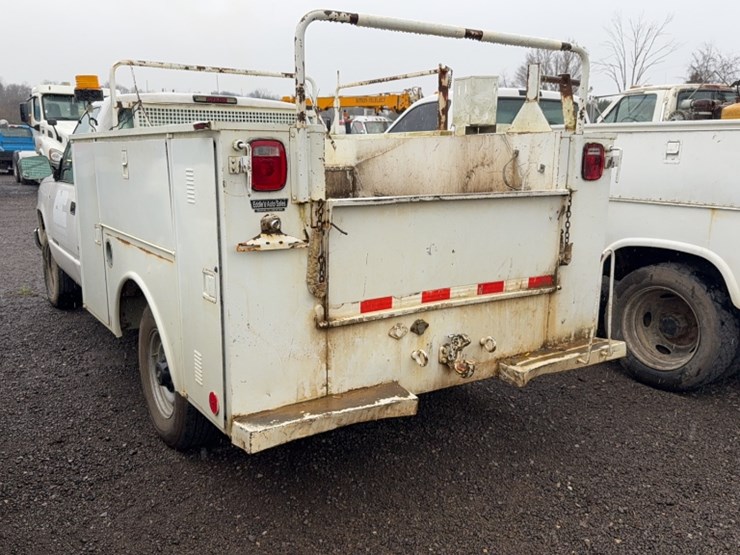 chevrolet-3500-image-10