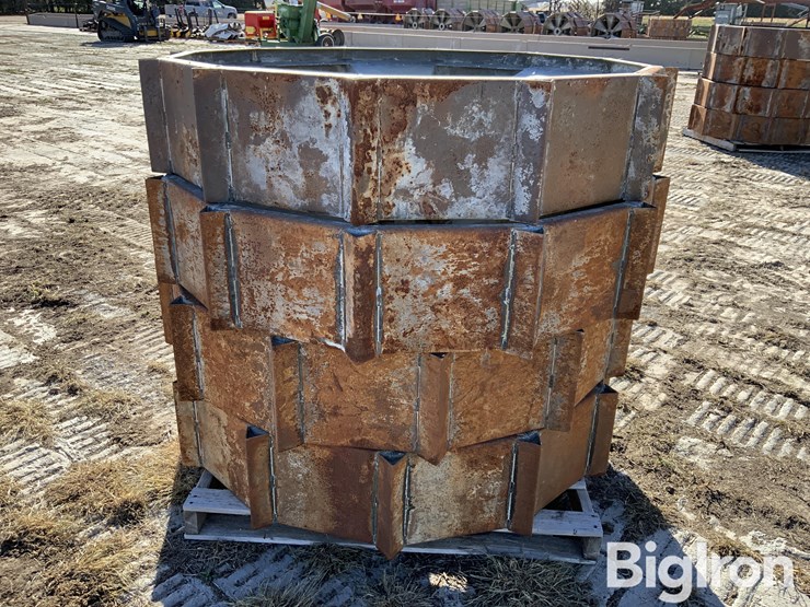 bb-metal-works-steel-tread-pivot-wheels-image-3